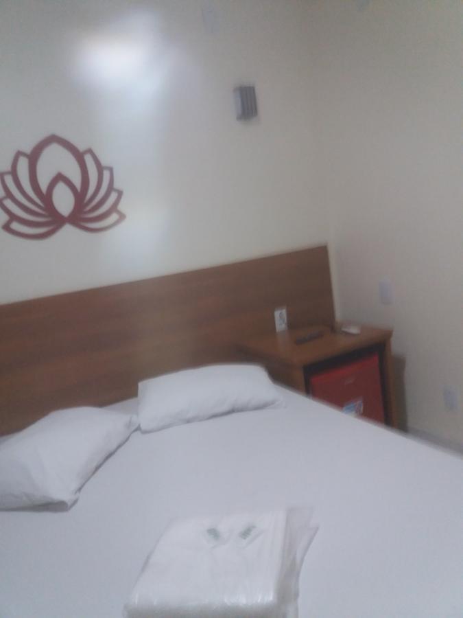 מנאוס Hotel Atenas מראה חיצוני תמונה